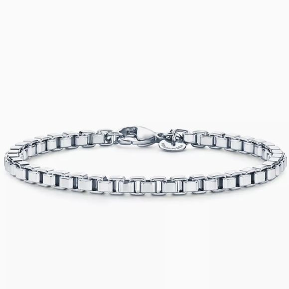 Tiffany & Co. Jewelry - Auth. Tiffany and Co. Venetian Link Bracelet in Silver Size medium or 7.5"